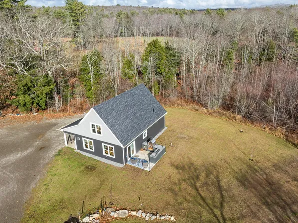 145 E Pond Road, Nobleboro, ME 04555