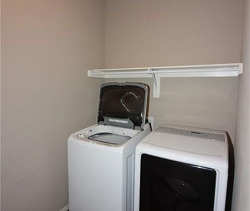 5th image of 809 SW Pure Globe St