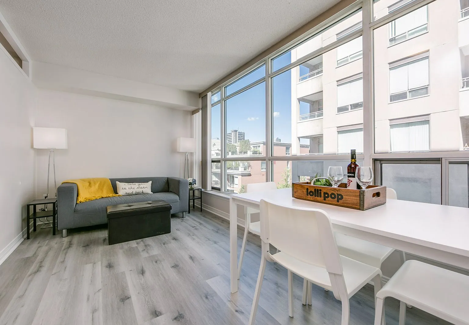 1 bed, 500 sqft, $2,300 — Photo 2