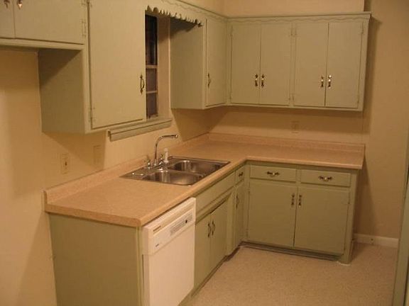 Partial pic of kitchen