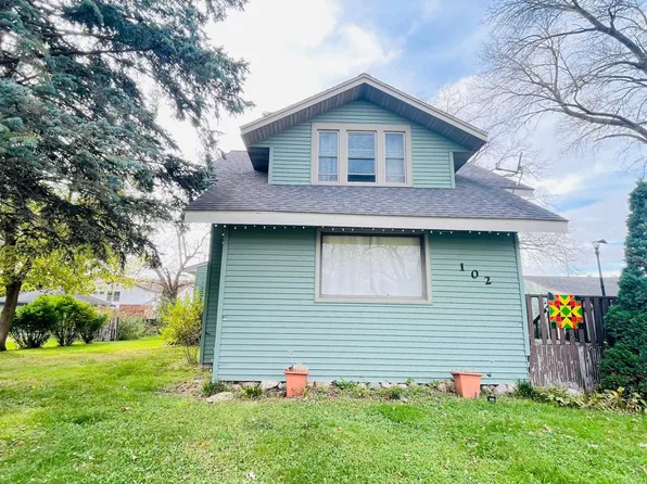 102 1st Ave SE, Geneva, MN 56035