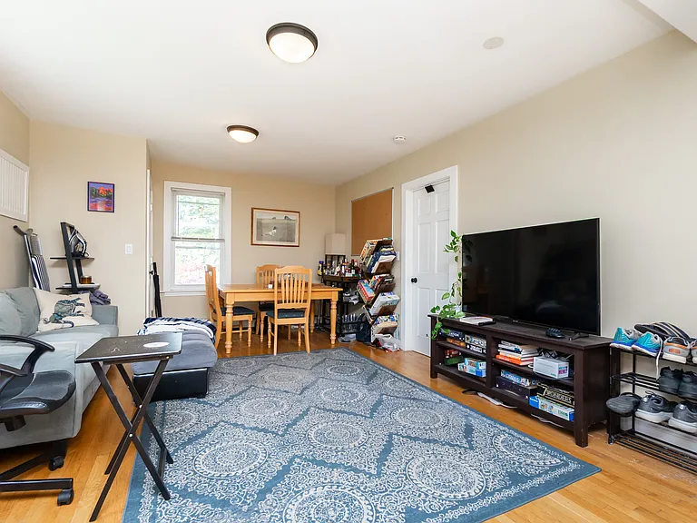 214-R Harvard St #2 — Photo 6