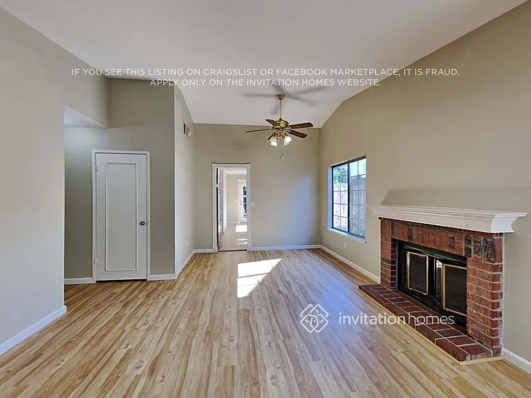 137 Catalpa Ln — Photo 3