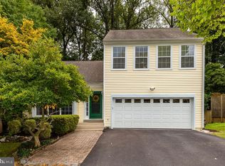 9011 Elm Ridge Rd, Fairfax Station, VA 22039