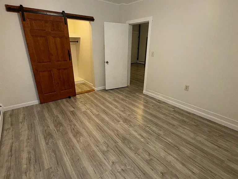 35 Brook St #2 — Photo 4