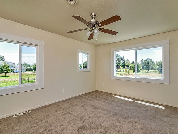 4th image of 3427 Gravenstein Hwy S