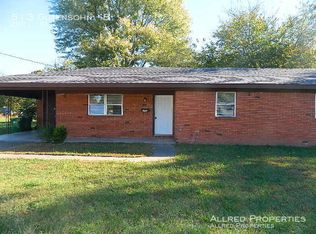 513 S Gutensohn Rd APT B, Springdale, AR 72762