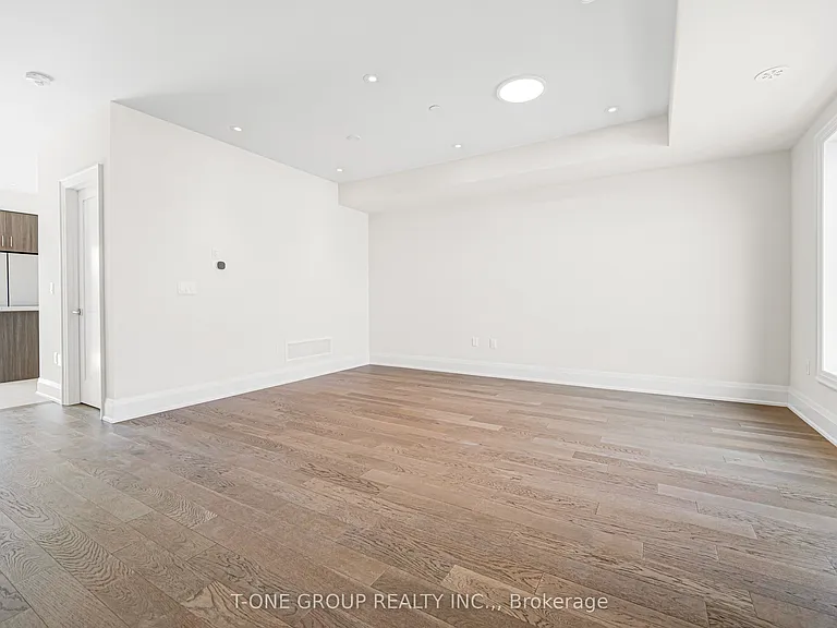 106 Grimsby Ln — Photo 27
