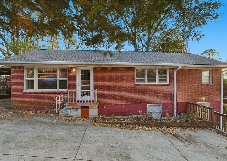 1st image of 685 Melrose Dr