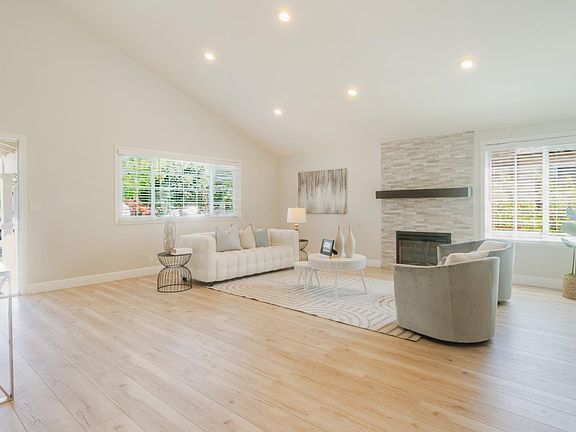 4th image of 4119 Arpeggio Ave