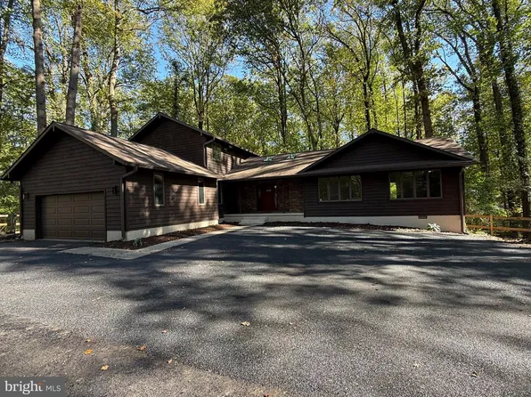 1680 Preakness Dr, Gambrills, MD 21054