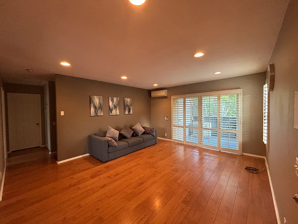 207 Briarwood