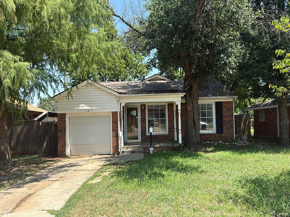 1st image of 1613 Andover Ct