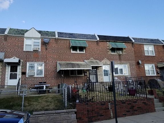 3rd image of 1249 Edgehill Rd