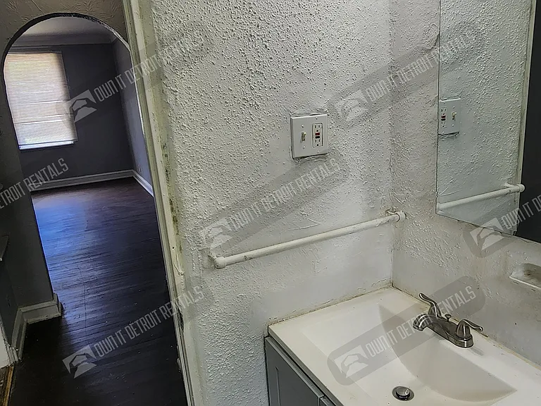 13421 Littlefield St #6 — Photo 15