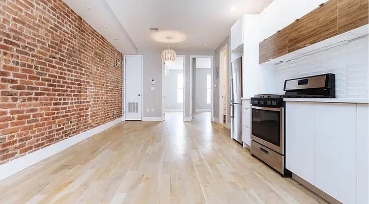 Rented by ERNY LLC | media 2