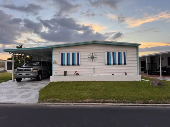 337 Shoreland Dr, Fort Myers, FL 33905