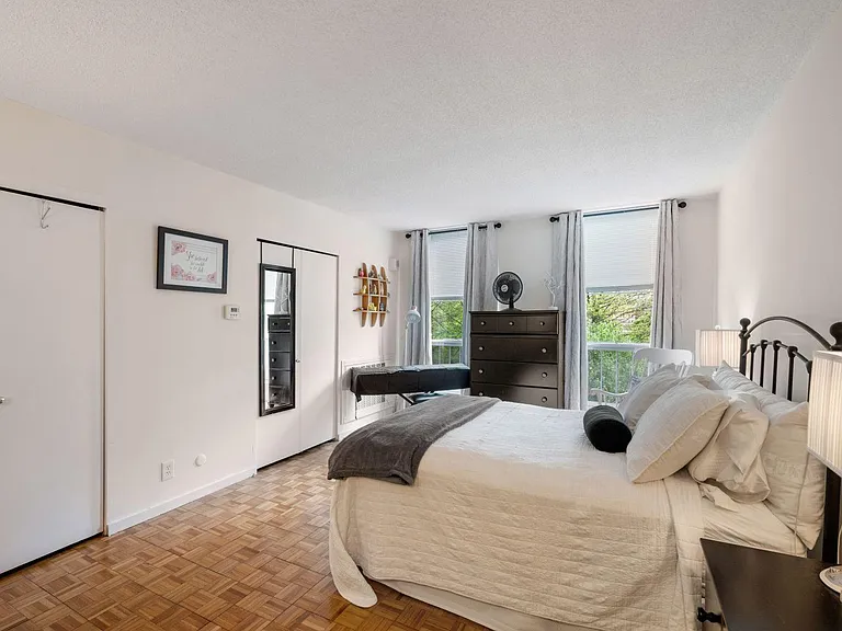 33 Pond Ave #409 — Photo 11