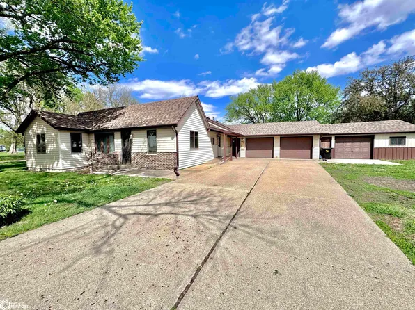 1313 4th St, Onawa, IA 51040