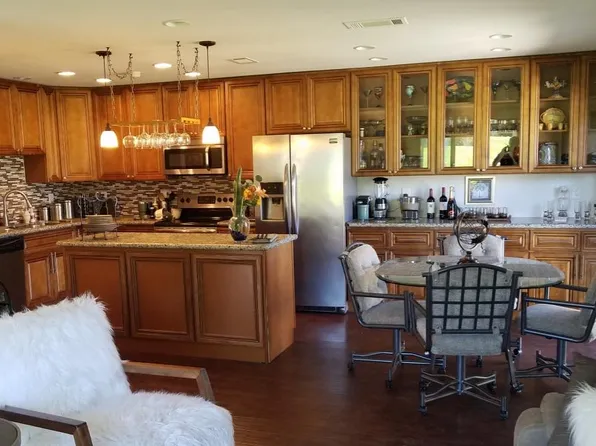 308 Volney Ln #308, Encinitas, CA 92024