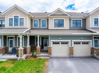 422 Cope Dr, Ottawa, ON K2V 0P8