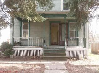422 W Perry St, Belvidere, IL 61008