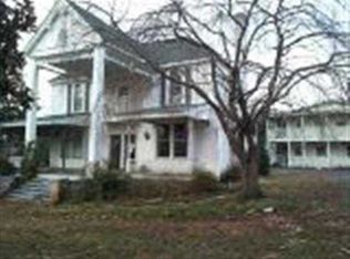 203 Hunter Ave, Walhalla, SC 29691