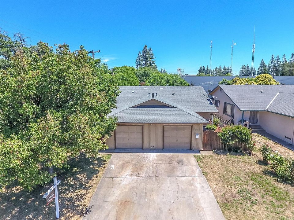 1st image of 3701 Moonbeam Dr