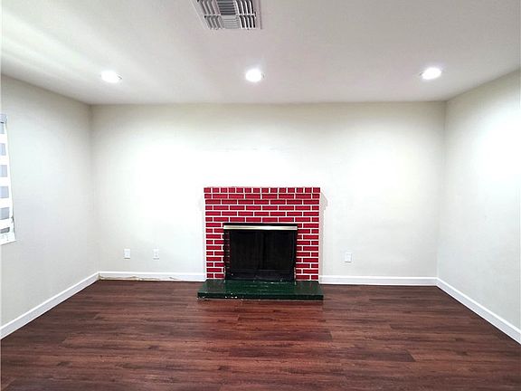 4th image of 182 Preble Dr