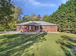5980 Lake Wylie Rd, Clover, SC 29710