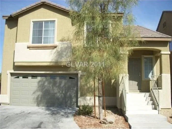 3 bed, 2.5 bath, 1803 sqft, $1,000 — Photo 1