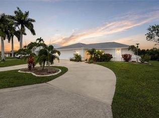 219 SE 16th TER, CAPE CORAL, FL 33990