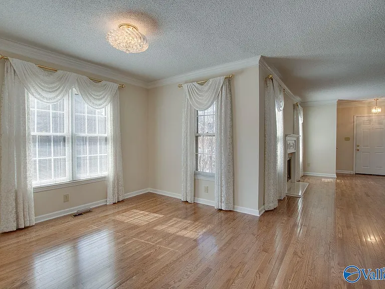 313 Kensington Ct SW #313 — Photo 6