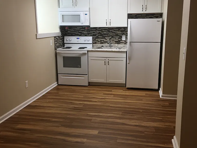 Kitchen with Natural Light Kitchen with Natural Light
