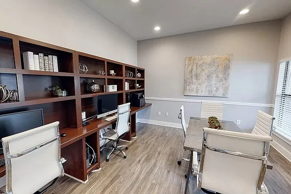 Sereno Park Apartments — Photo 35