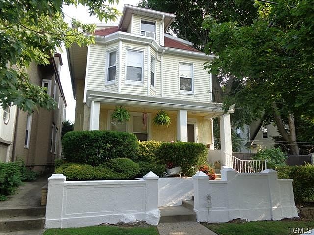 Welcome Home to 19 Armstrong!