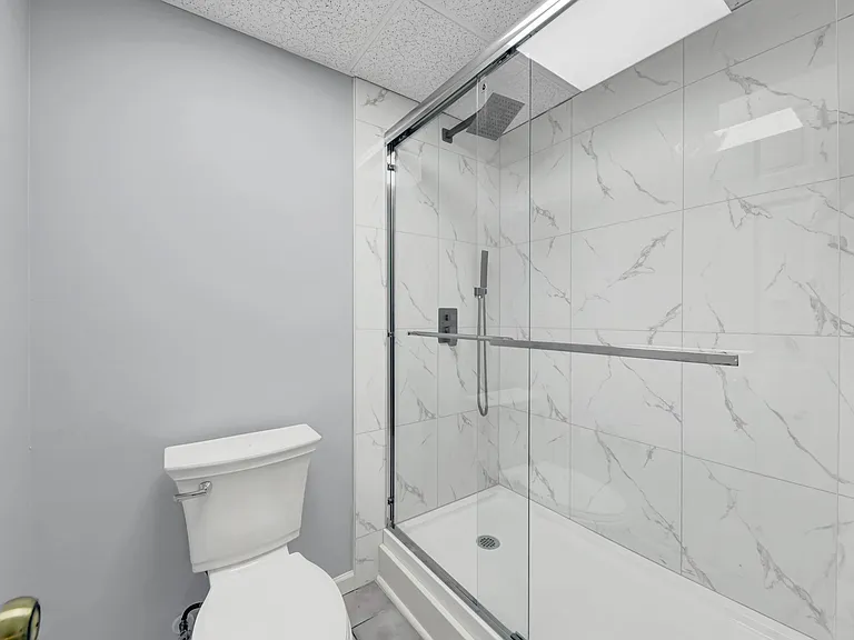8870 Glen Ferry Dr — Photo 13