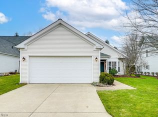 8478 Waterside Dr, Northfield, OH 44067
