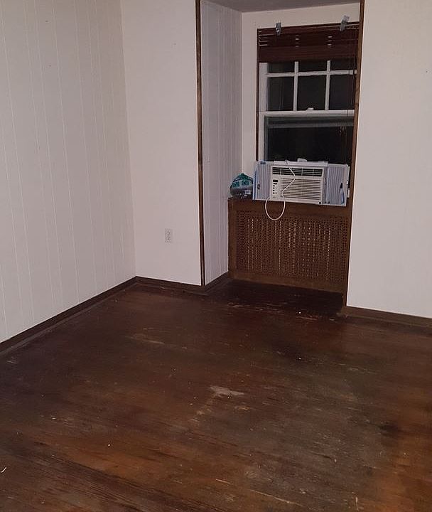 2nd image of 508 Summit Ave APT 5
