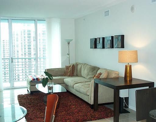 3rd image of 325 S Biscayne Bl #3015