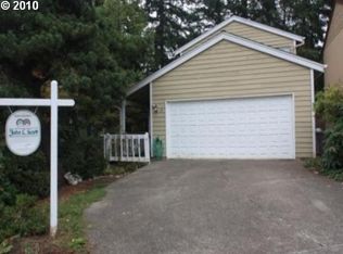 37 Oriole Ln, Lake Oswego, OR 97035