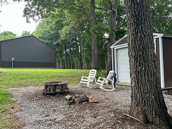 5th image of 22 Hillview Ct