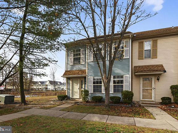 2nd image of 124 Brent Ct