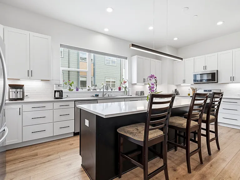 2352 Blue Grama Ln — Photo 15