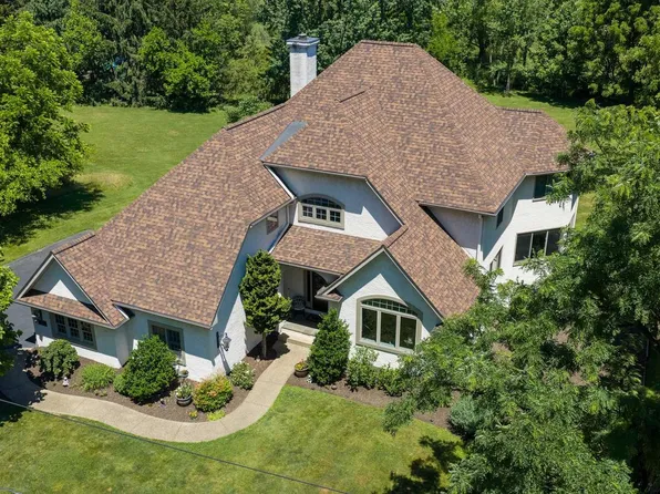 2813 Spring Valley Rd, Lancaster, PA 17601