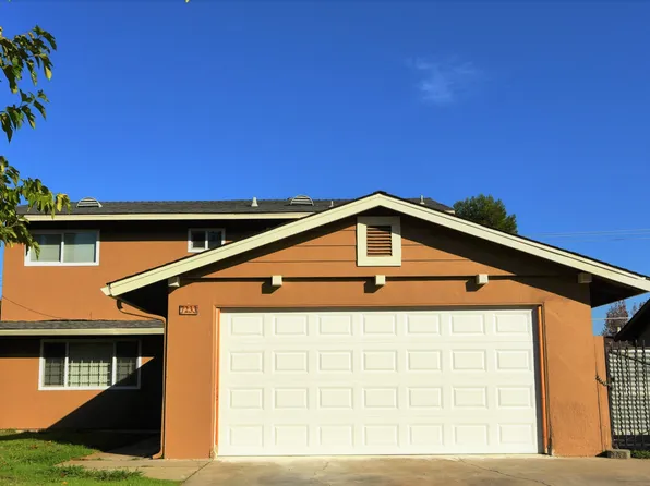 7233 Lawnwood Dr, Sacramento, CA 95828