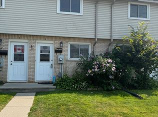 95 Springbank Ave N #5, Woodstock, ON N4S 7P7