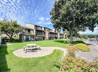 151 Lake Ave N APT 106C, Spicer, MN 56288