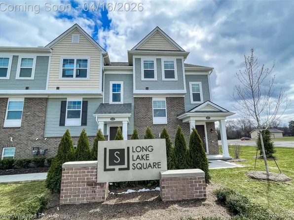 4957 Treeside Ln, Troy, MI 48098