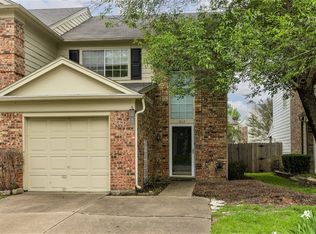 1612 Maybrook Ct, Arlington, TX 76014